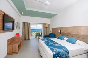 Ocean View Double Rooms at Hotel Riu Latino measure